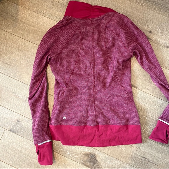 Lululemon half-zip size 6/8 - Picture 2 of 2